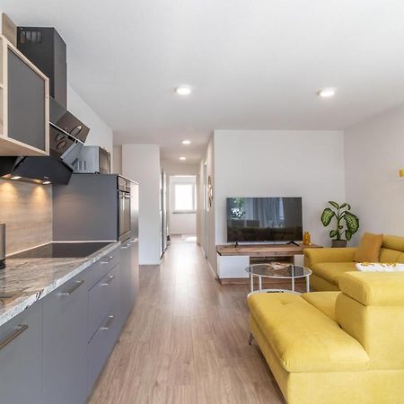Unique: Zentrumsnahe 2 Zimmerwohnung In Villingen Mit Netflix 1 Og 외부 사진