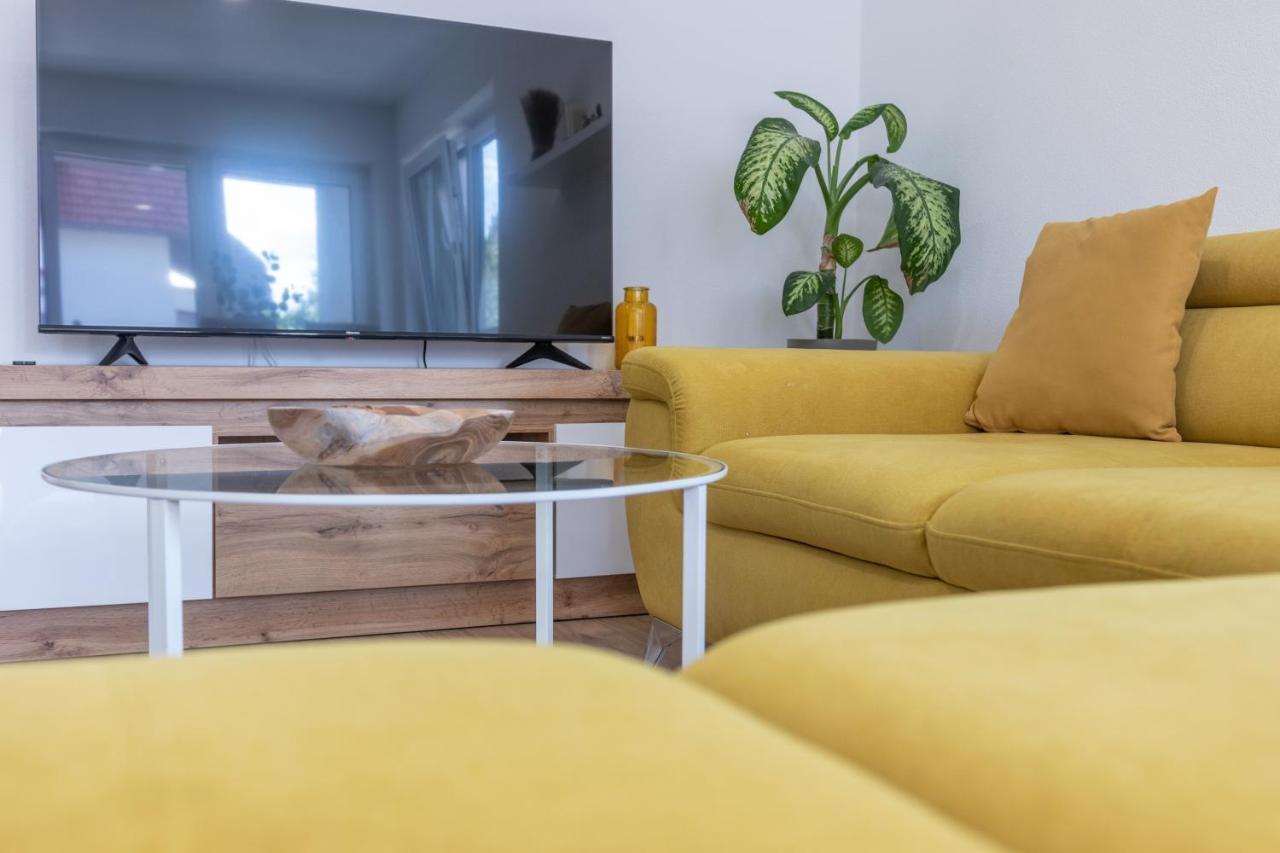 Unique: Zentrumsnahe 2 Zimmerwohnung In Villingen Mit Netflix 1 Og 외부 사진